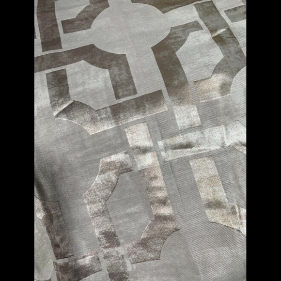 NEW Hotel‎ Collection Fresco Metallic Full/Queen Duvet Cover in Gold #D36 - Picture 2 of 11